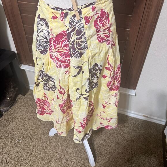 Royal Robbins Floral Knee Length Cotton Lightweight Skirt Size 6 butter yellow - Picture 3 of 4